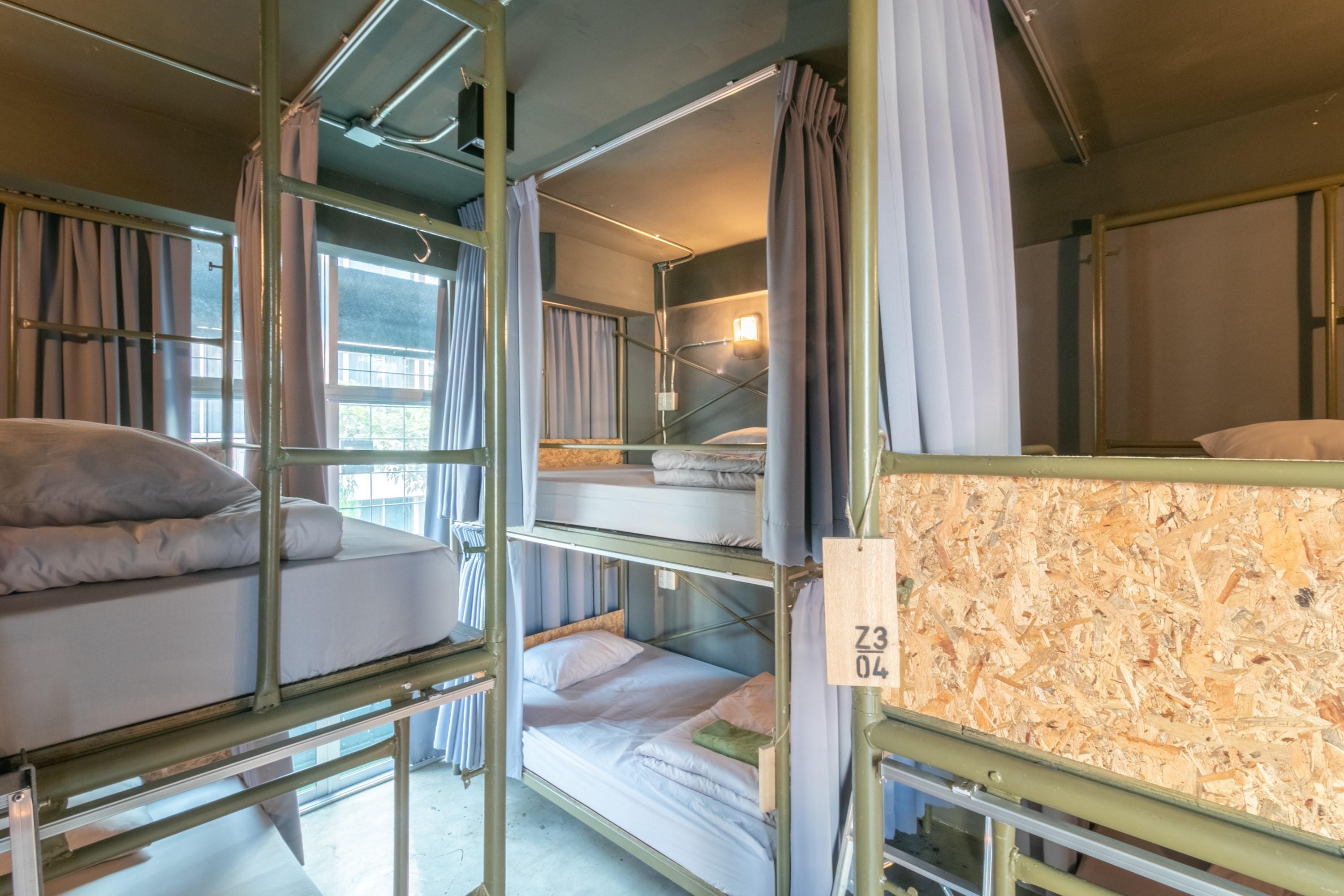 Zhelter'Bkk Hostel Μπανγκόκ Εξωτερικό φωτογραφία
