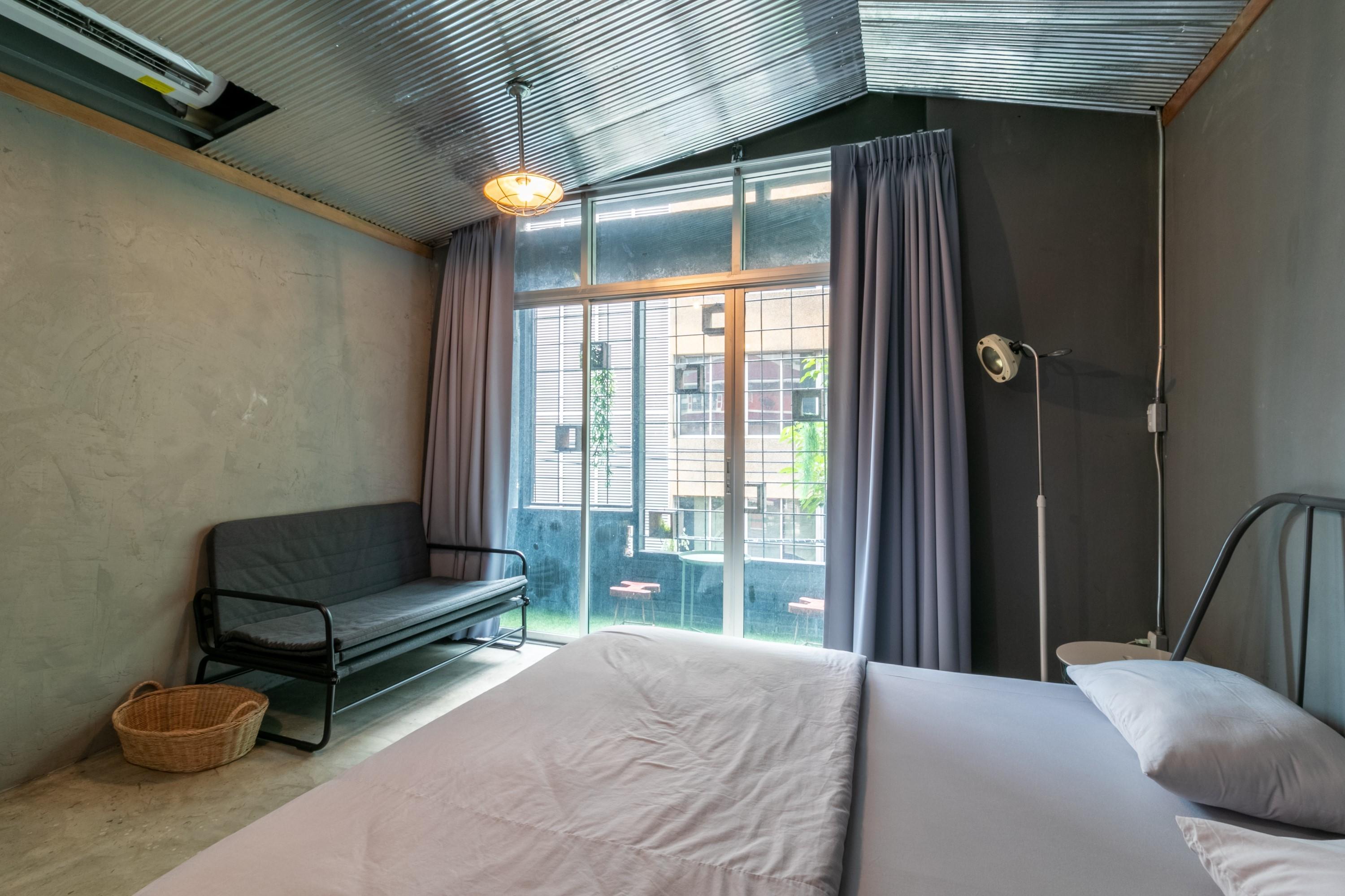 Zhelter'Bkk Hostel Μπανγκόκ Εξωτερικό φωτογραφία