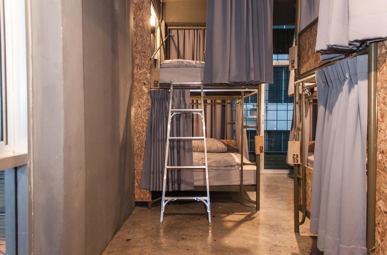 Zhelter'Bkk Hostel Μπανγκόκ Εξωτερικό φωτογραφία